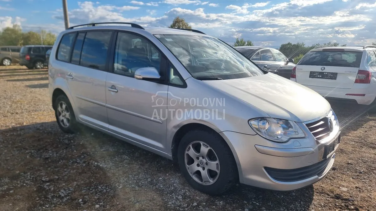 Volkswagen Touran 2007 photo 4