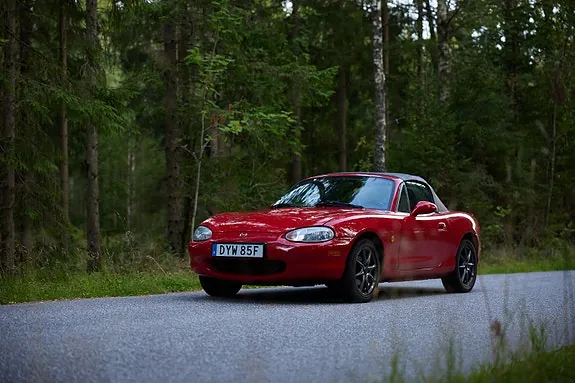 Mazda Mx-5 2000 photo 2