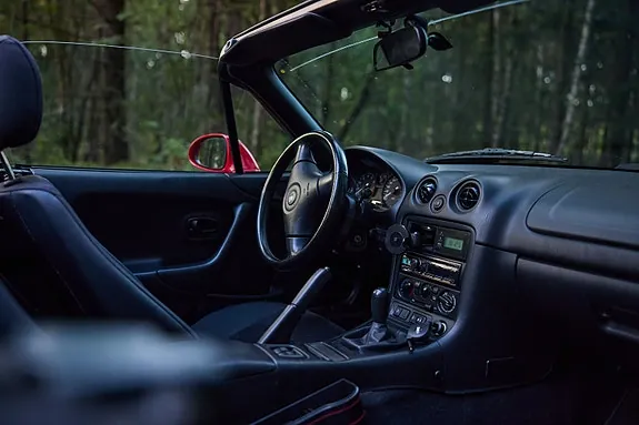 Mazda Mx-5 2000 photo 3