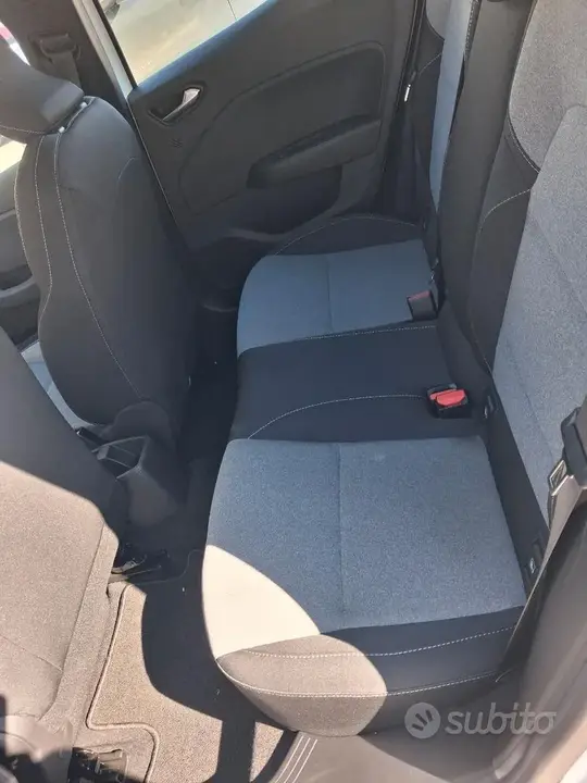 Renault Clio 2024 photo 4