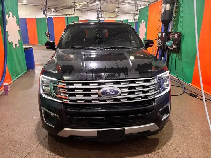Ford Expedition 2018 photo 2