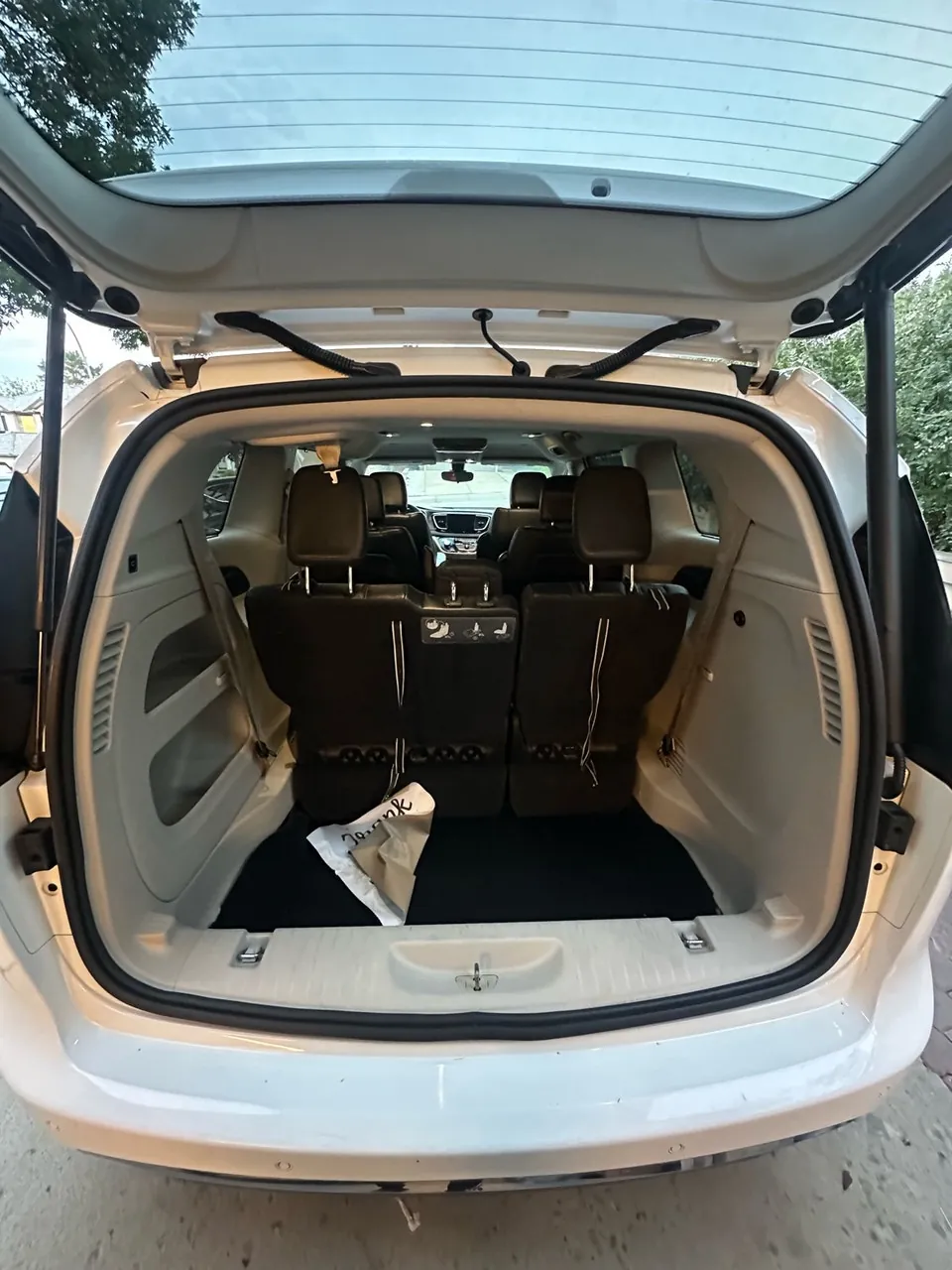 Chrysler Pacifica 2017 photo 4