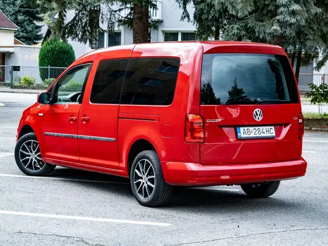 Volkswagen Caddy 2018 photo 2