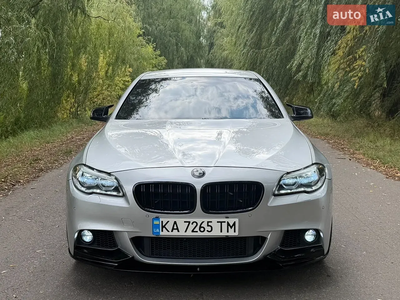BMW 5 Series 2011 photo 4