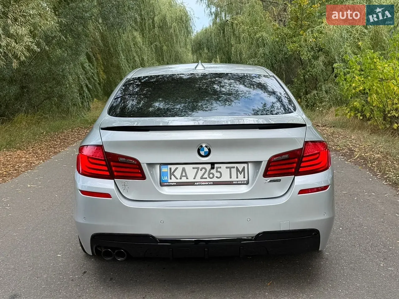 BMW 5 Series 2011 photo 5