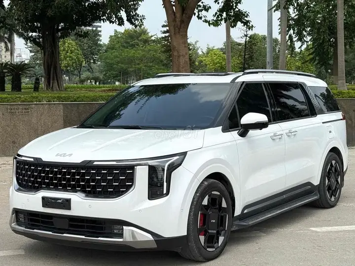 Kia Carnival 2025 photo 3