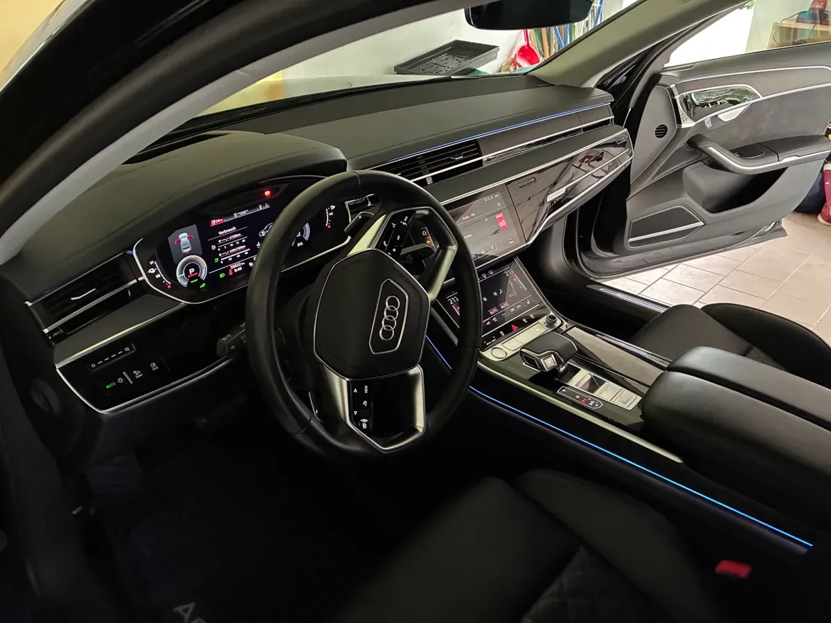 Audi A8 2020 photo 3
