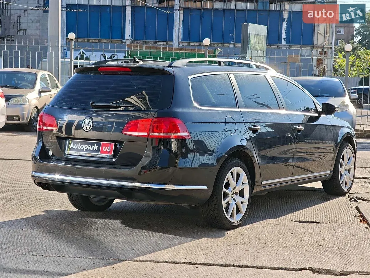 Volkswagen Passat 2012 photo 2