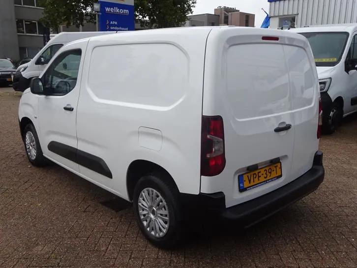 Peugeot Partner 2022 photo 3