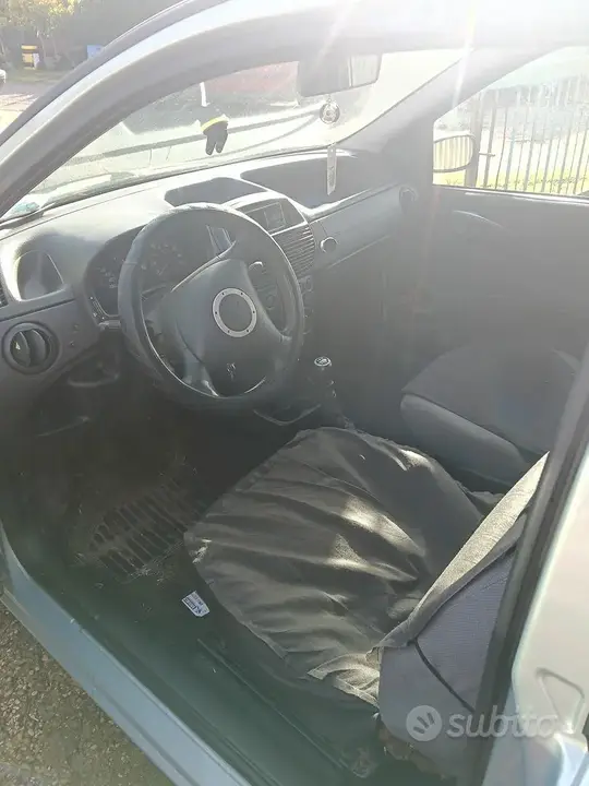 Fiat Punto 2003 photo 5