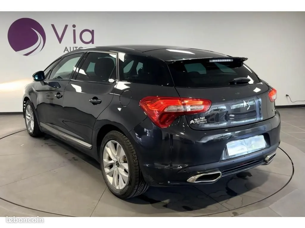 DS Automobiles Ds5 2016 photo 2