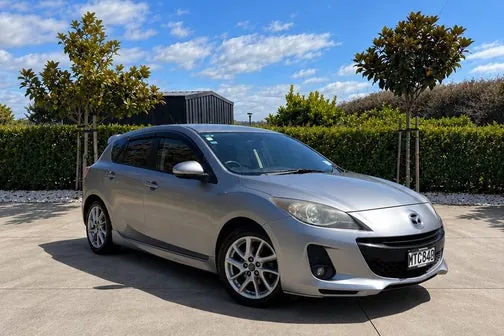 Mazda Axela