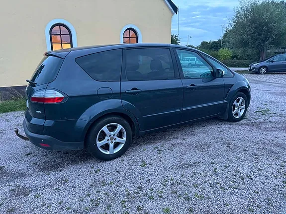 Ford S-Max 2010 photo 3