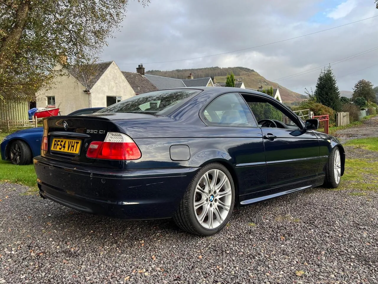 BMW 3 Series 2004 photo 3