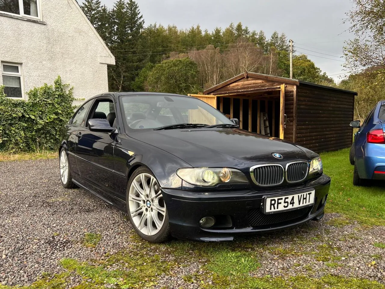 BMW 3 Series 2004 photo 2