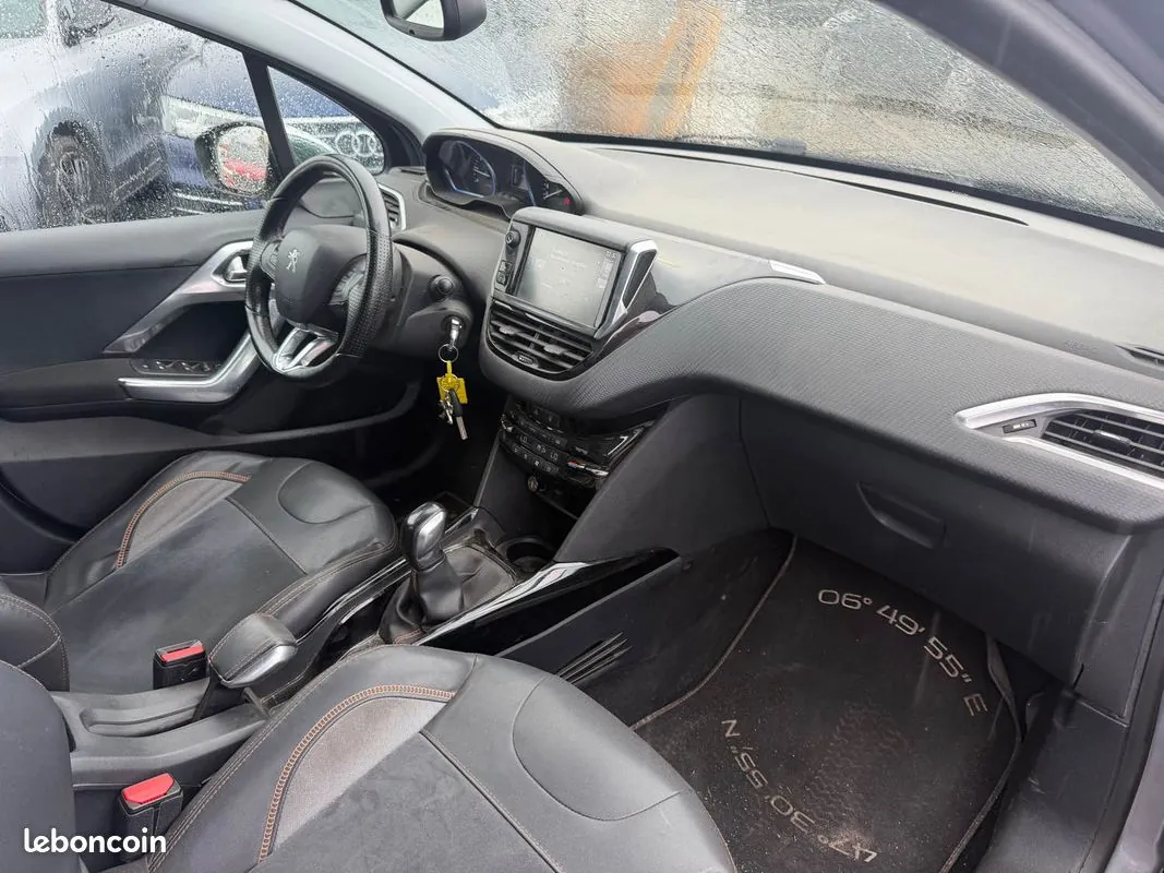 Peugeot 2008 2015 photo 5
