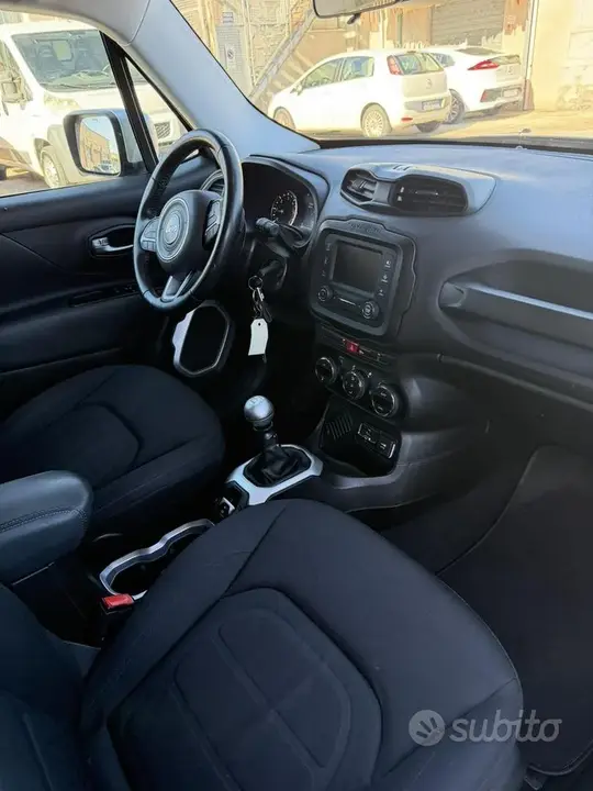 Jeep Renegade 2017 photo 5
