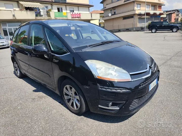 Citroen C4 Picasso 2010 photo 2