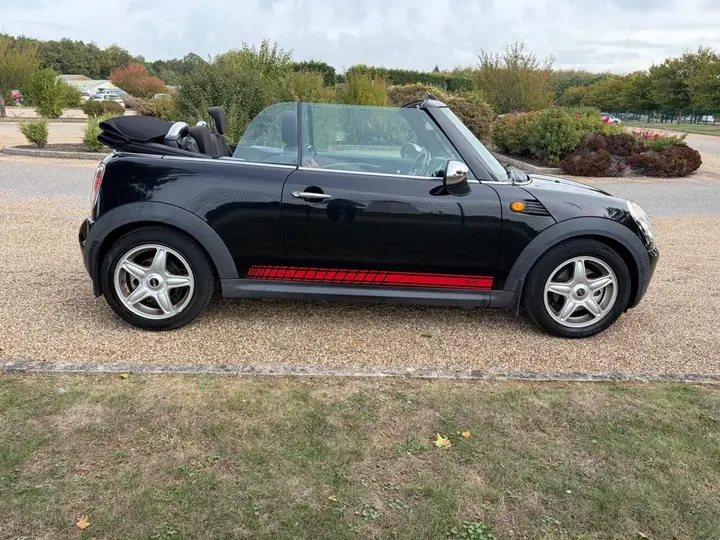 Mini Convertible 2009 photo 5