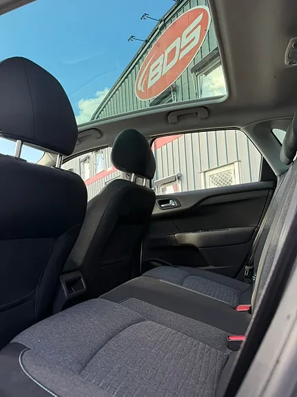 Citroen C4 2016 photo 4