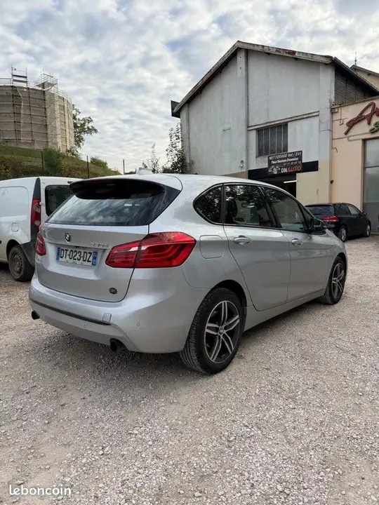 BMW Série 2 2015 photo 2
