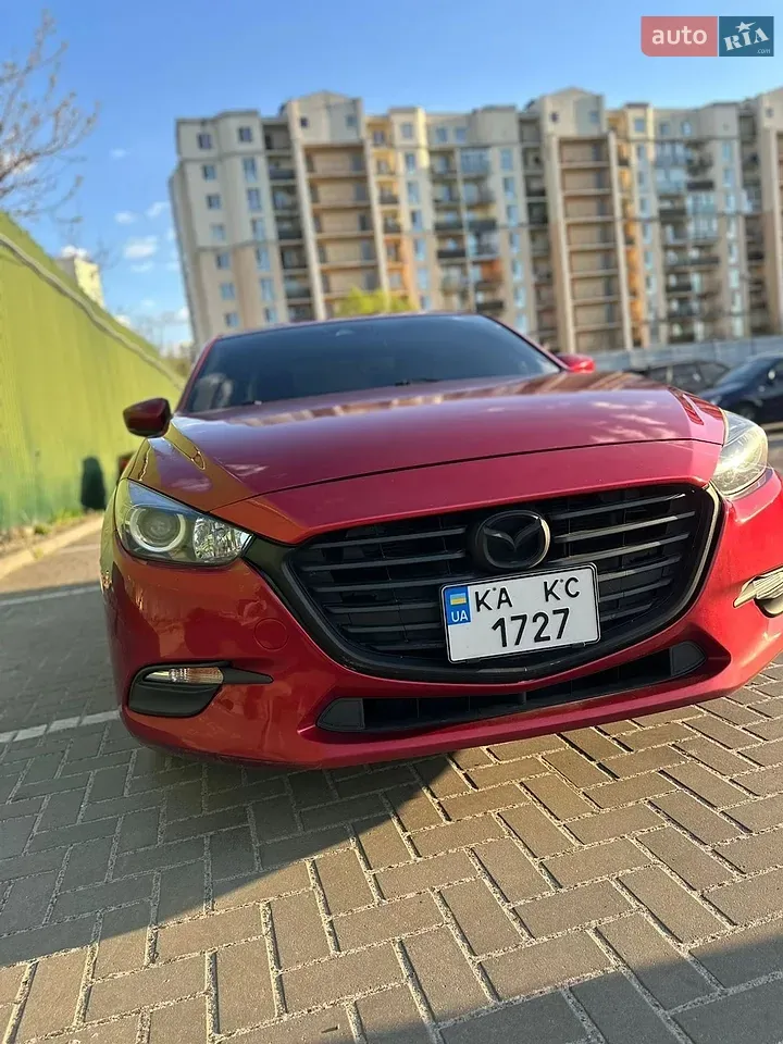 Mazda 3 2017 photo 2