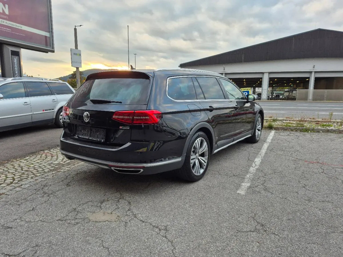 Volkswagen Passat 2018 photo 2