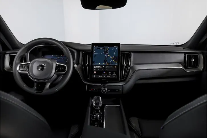 Volvo Xc60 2026 photo 3