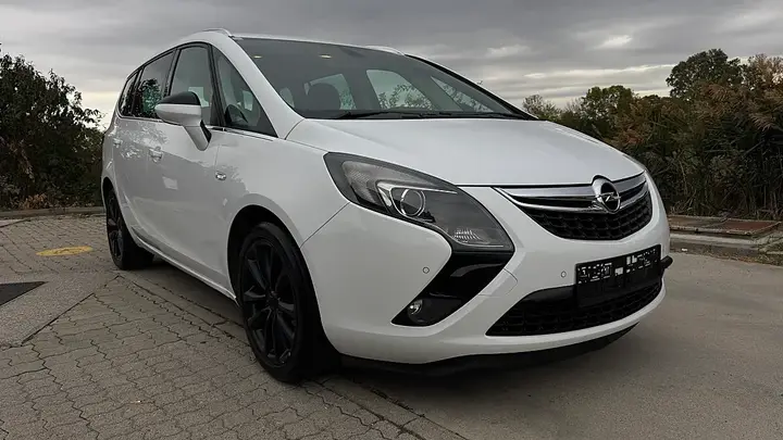 Opel Zafira Tourer