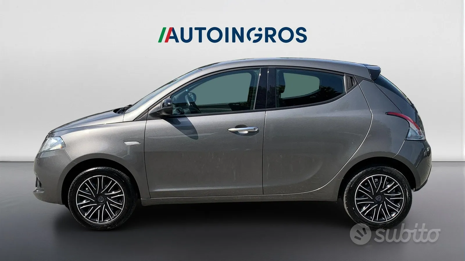 Lancia Ypsilon 2023 photo 2