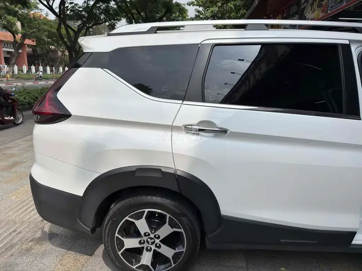 Mitsubishi Xpander Cross 2022 photo 3