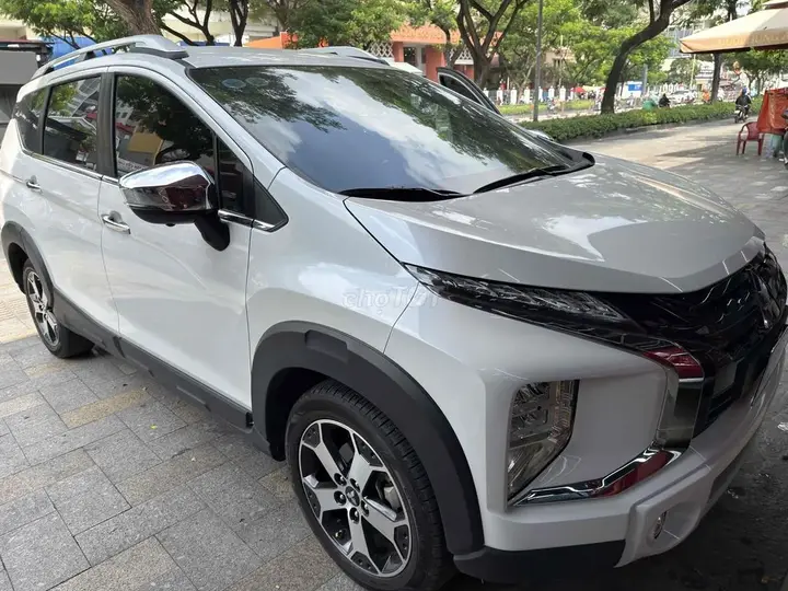 Mitsubishi Xpander Cross