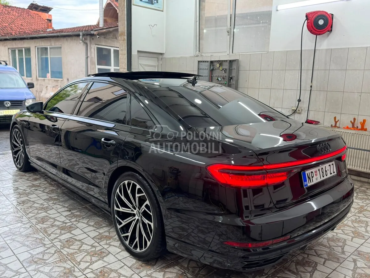 Audi A8 2020 photo 5