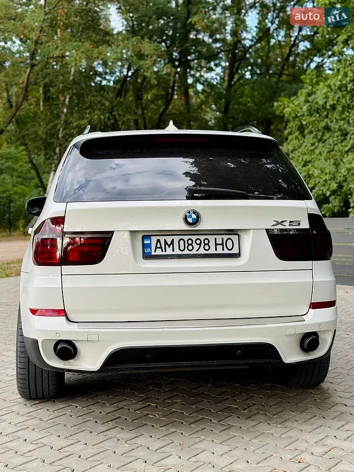 BMW X5 2010 photo 4