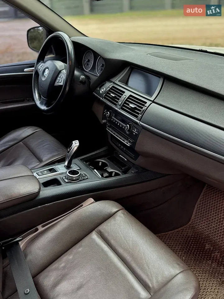 BMW X5 2010 photo 5