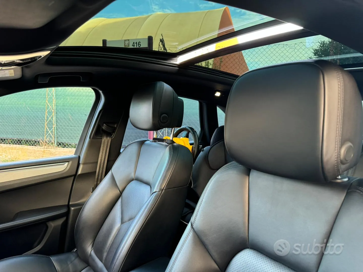 Porsche Macan 2015 photo 2