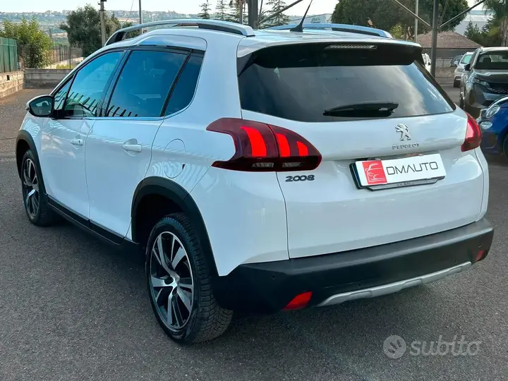 Peugeot 2008 2018 photo 5