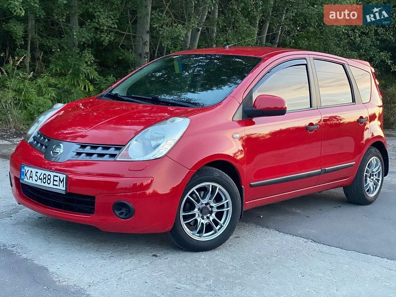 Nissan Note 2007 photo 2
