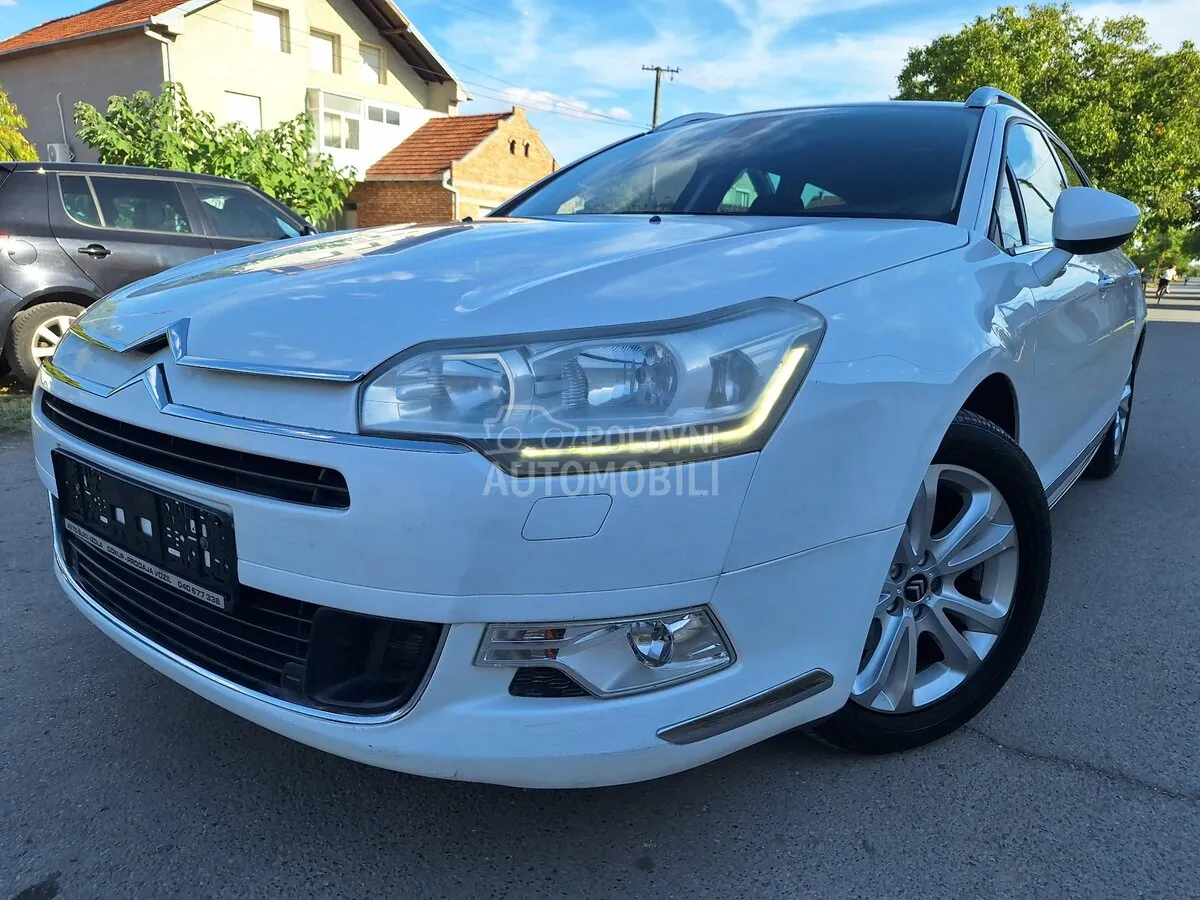Citroen C5 2011 photo 2
