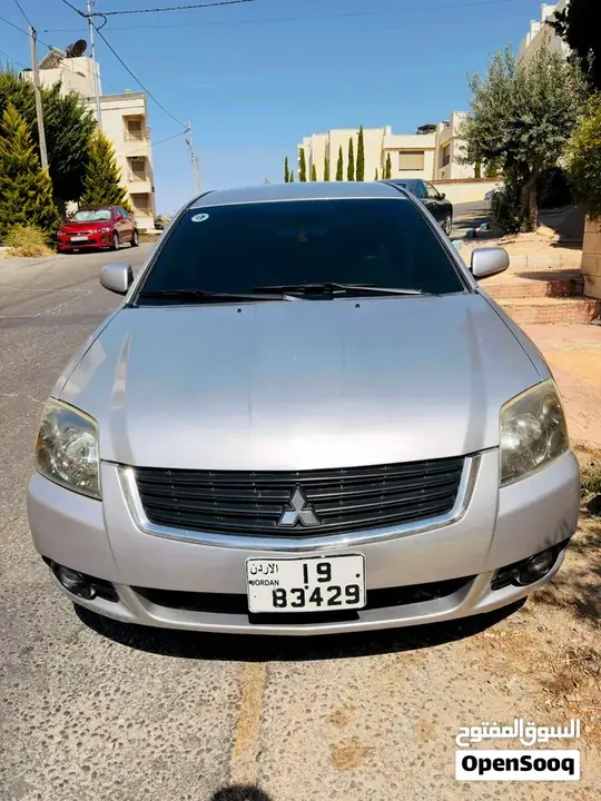 Mitsubishi Galant