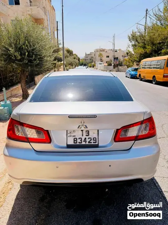 Mitsubishi Galant 2009 photo 2