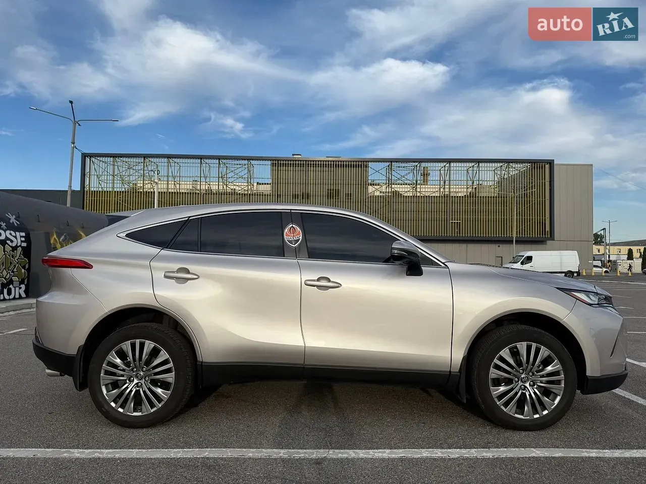 Toyota Venza 2024 photo 5