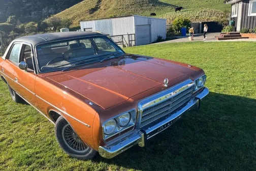 Chrysler Valiant