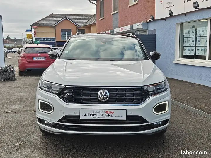 Volkswagen T-Roc 2020 photo 2