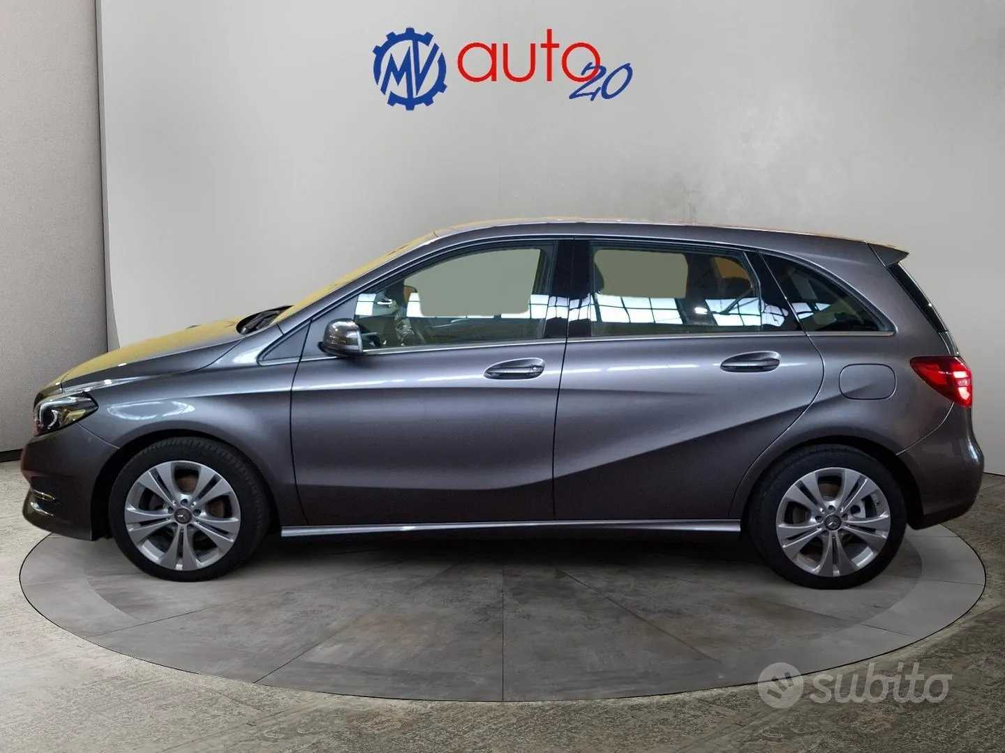 Mercedes-Benz B-Class 2017 photo 2