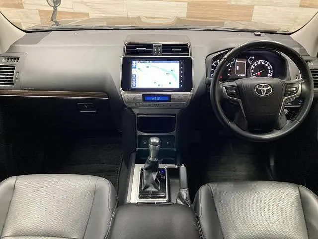 Toyota Land Cruiser Prado 2023 photo 2