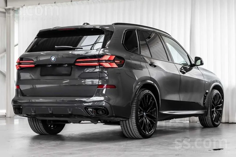 BMW X5 2023 photo 5