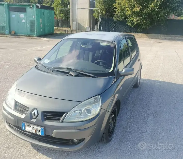 Renault Scenic 2006 photo 3