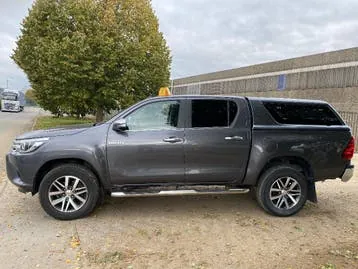 Toyota Hilux 2016 photo 2