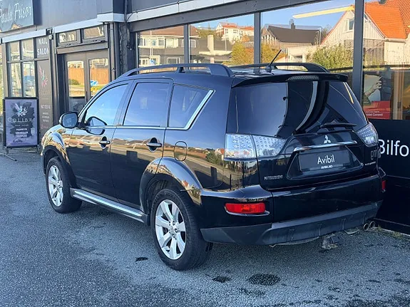 Mitsubishi Outlander 2010 photo 3